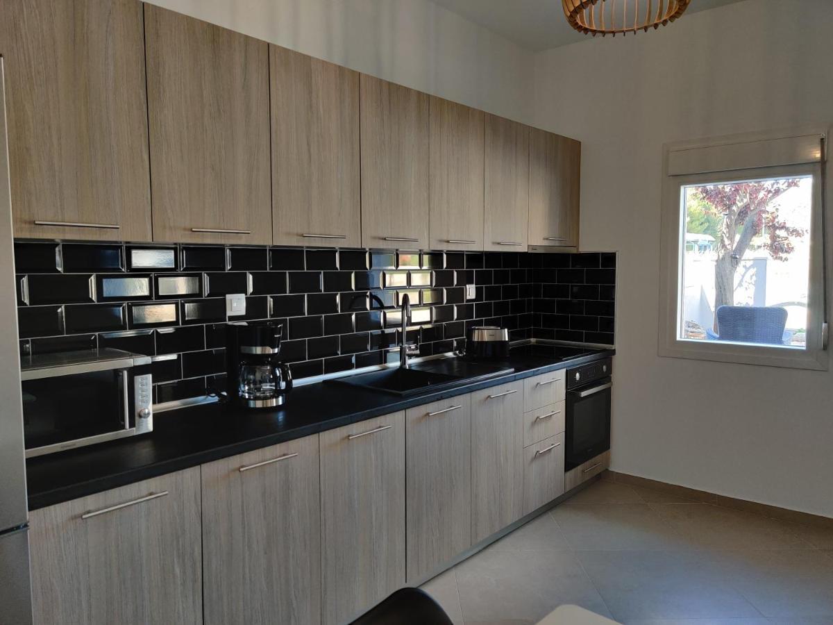 Mare Monte Luxury Apartments 3 Nea Skioni Exterior photo